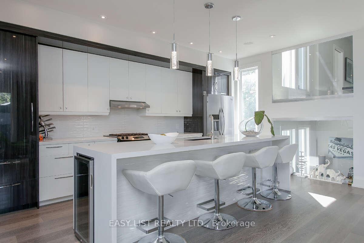Photo 16 of 975 Beach Boulevard, Hamilton, Hamilton Beach — HOMEH