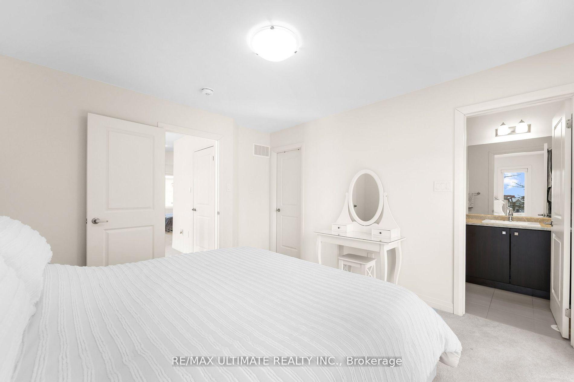 Photo 15 of 5 Esquire Way, Whitby, Taunton North — HOMEH