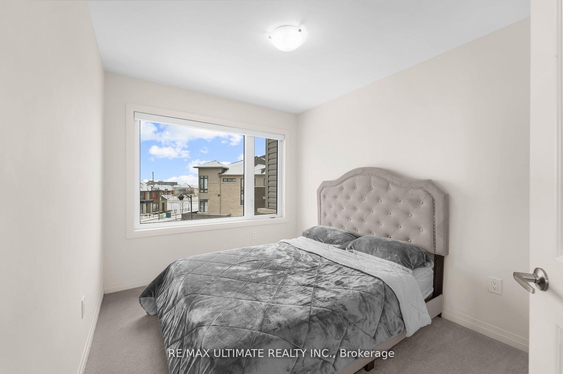 Photo 18 of 5 Esquire Way, Whitby, Taunton North — HOMEH