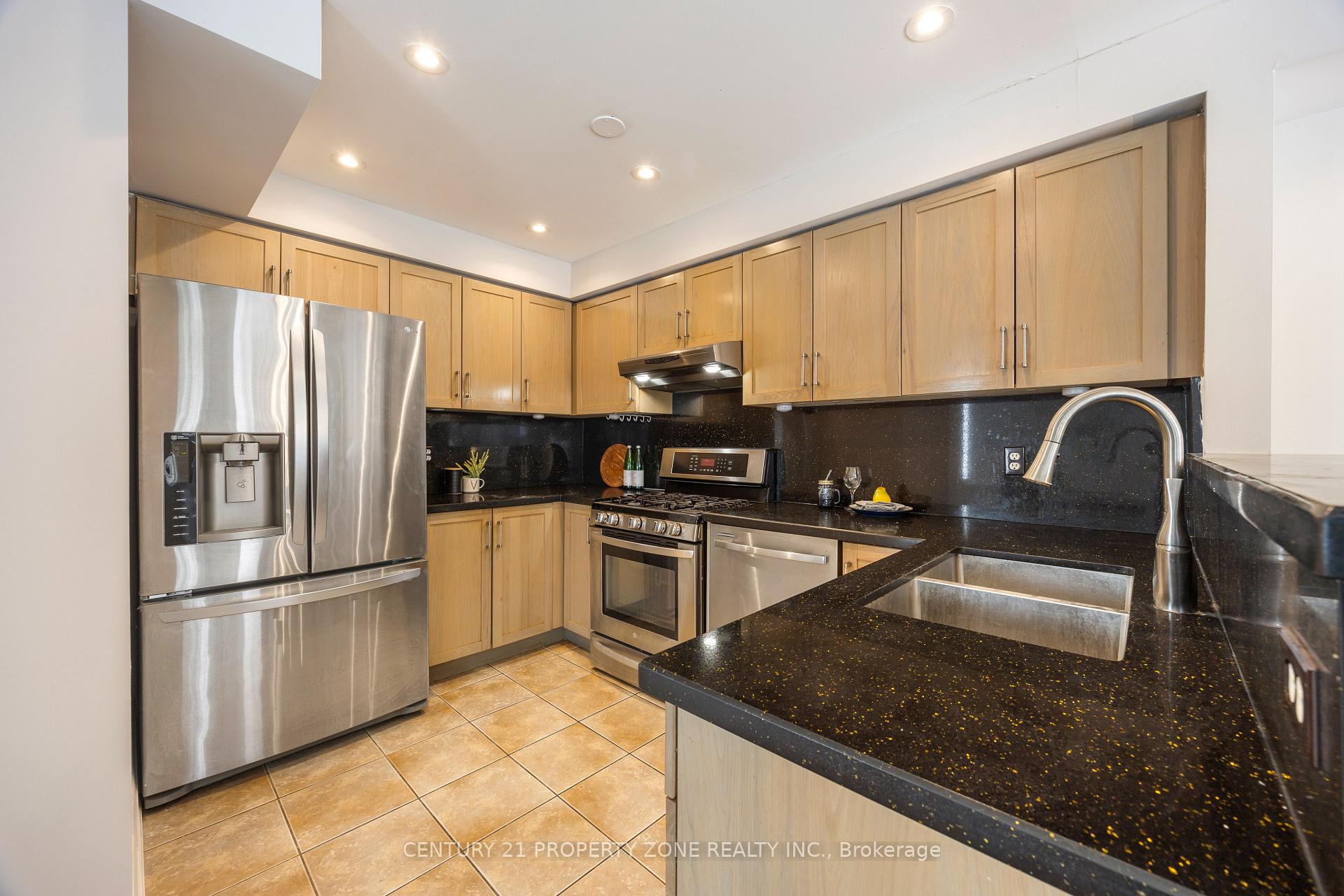 Photo 10 of 1 Traymore Street, Brampton, Fletcher's Meadow — HOMEH