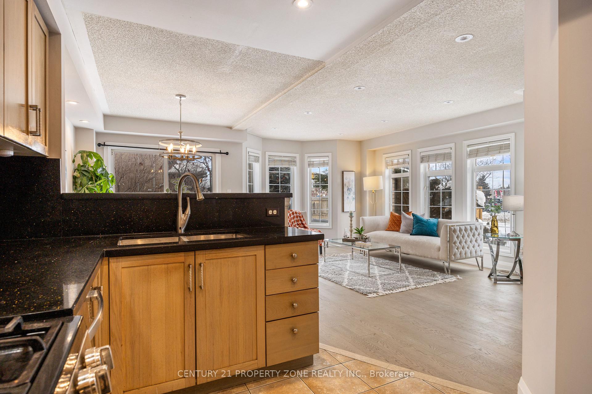 Photo 11 of 1 Traymore Street, Brampton, Fletcher's Meadow — HOMEH