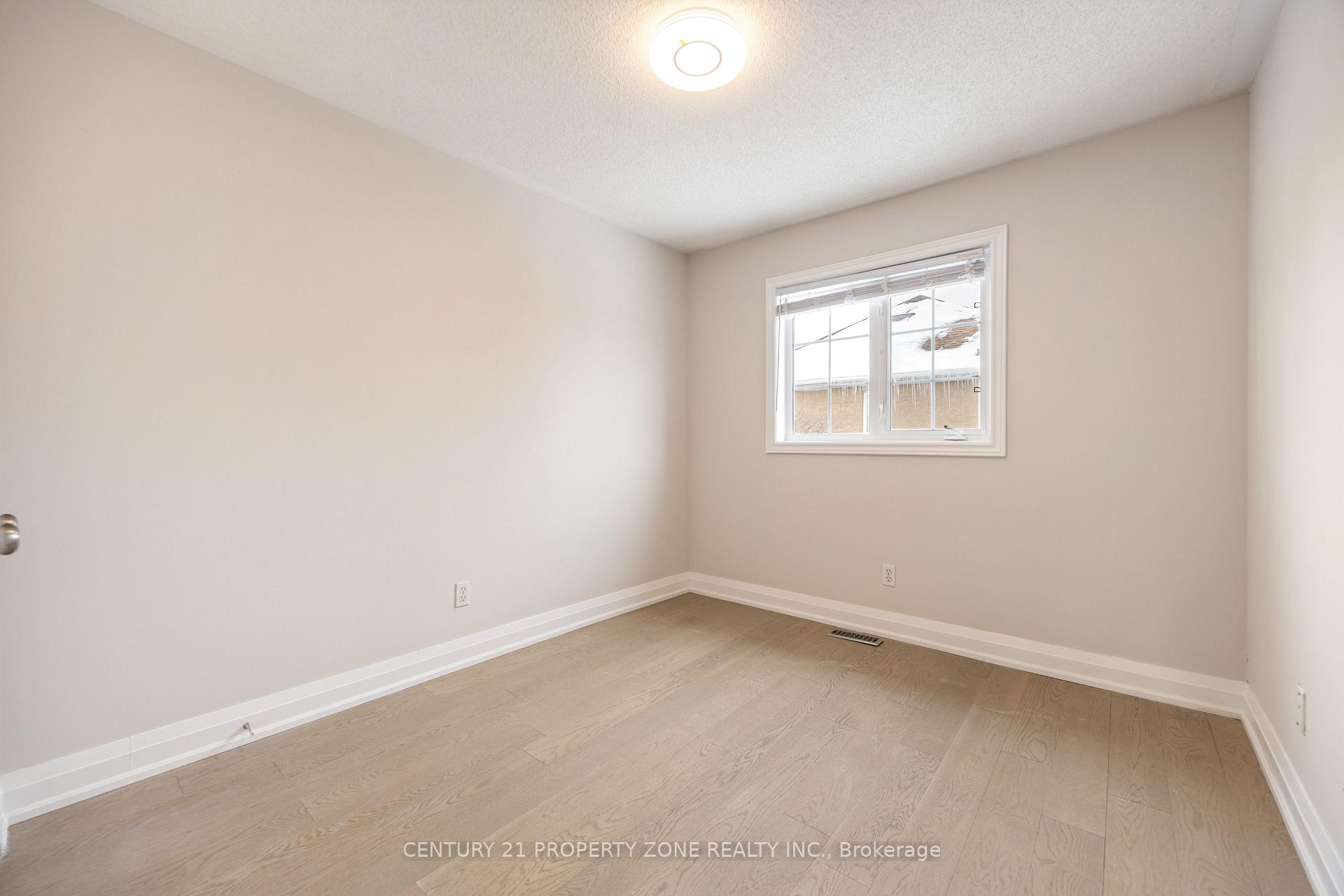 Photo 28 of 1 Traymore Street, Brampton, Fletcher's Meadow — HOMEH