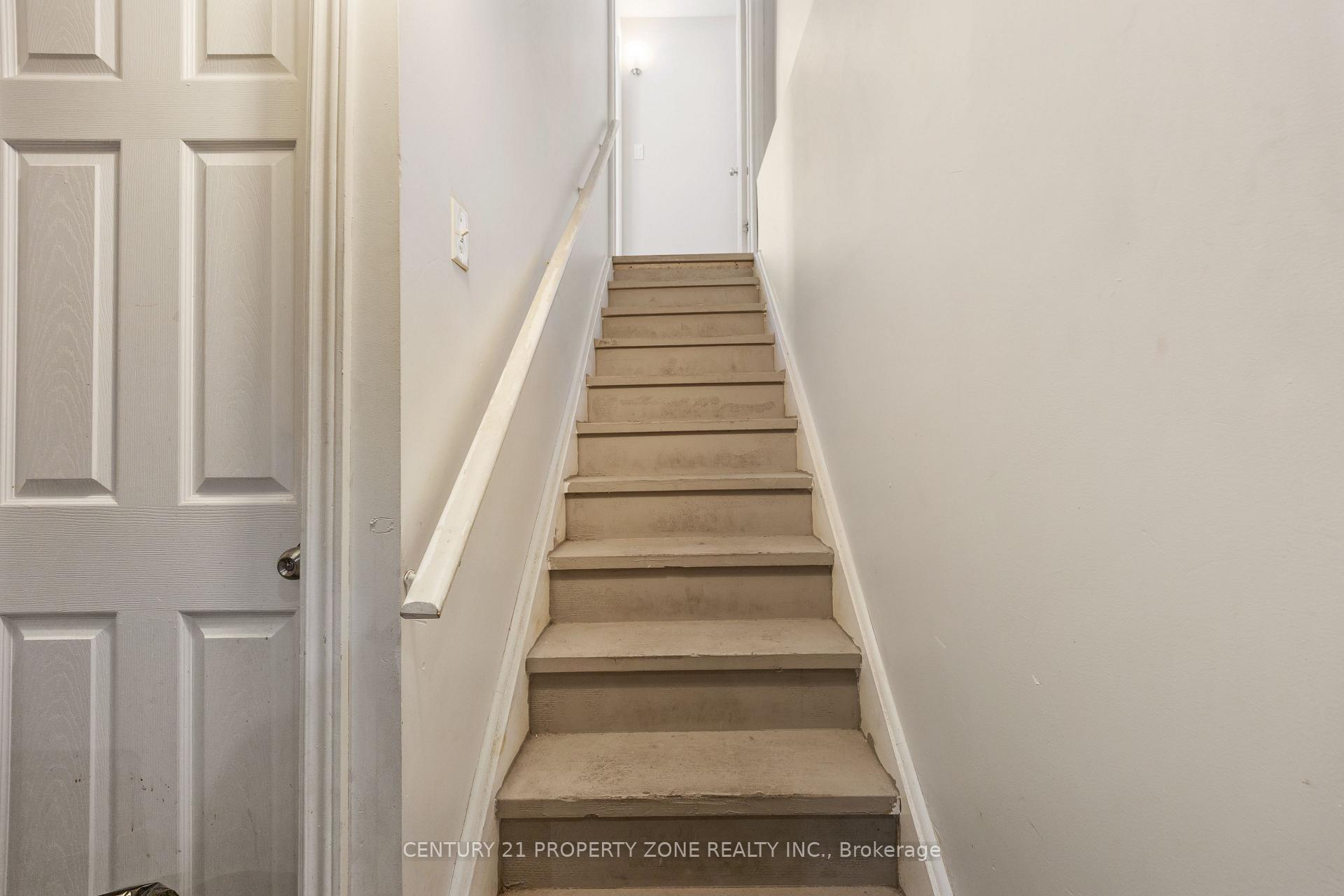 Photo 30 of 1 Traymore Street, Brampton, Fletcher's Meadow — HOMEH