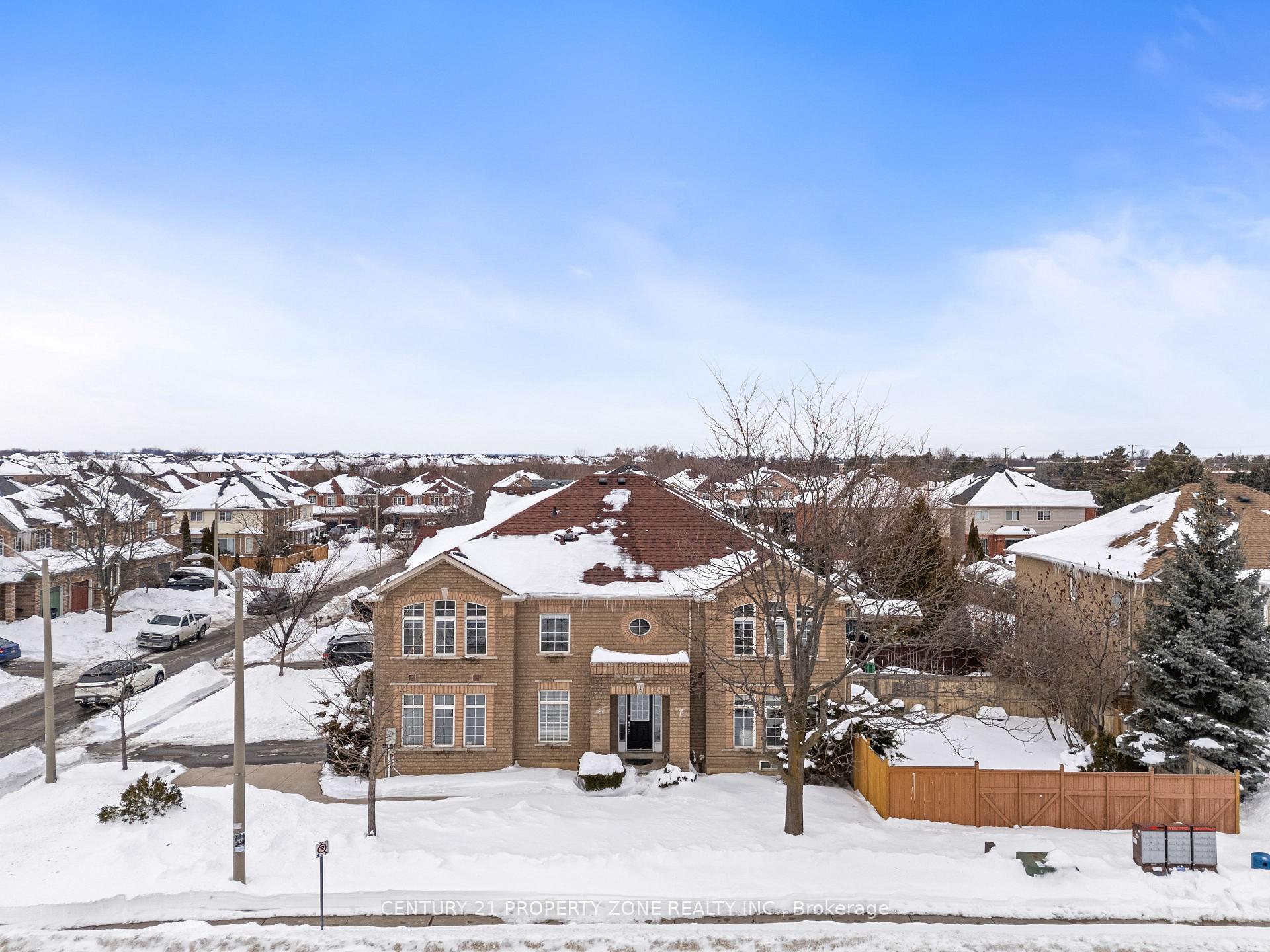 Photo 39 of 1 Traymore Street, Brampton, Fletcher's Meadow — HOMEH