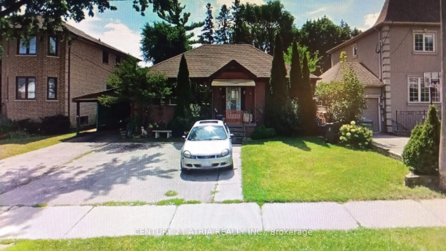 Photo 1 of 117 Fairholme Avenue, Toronto, Englemount-Lawrence — HOMEH