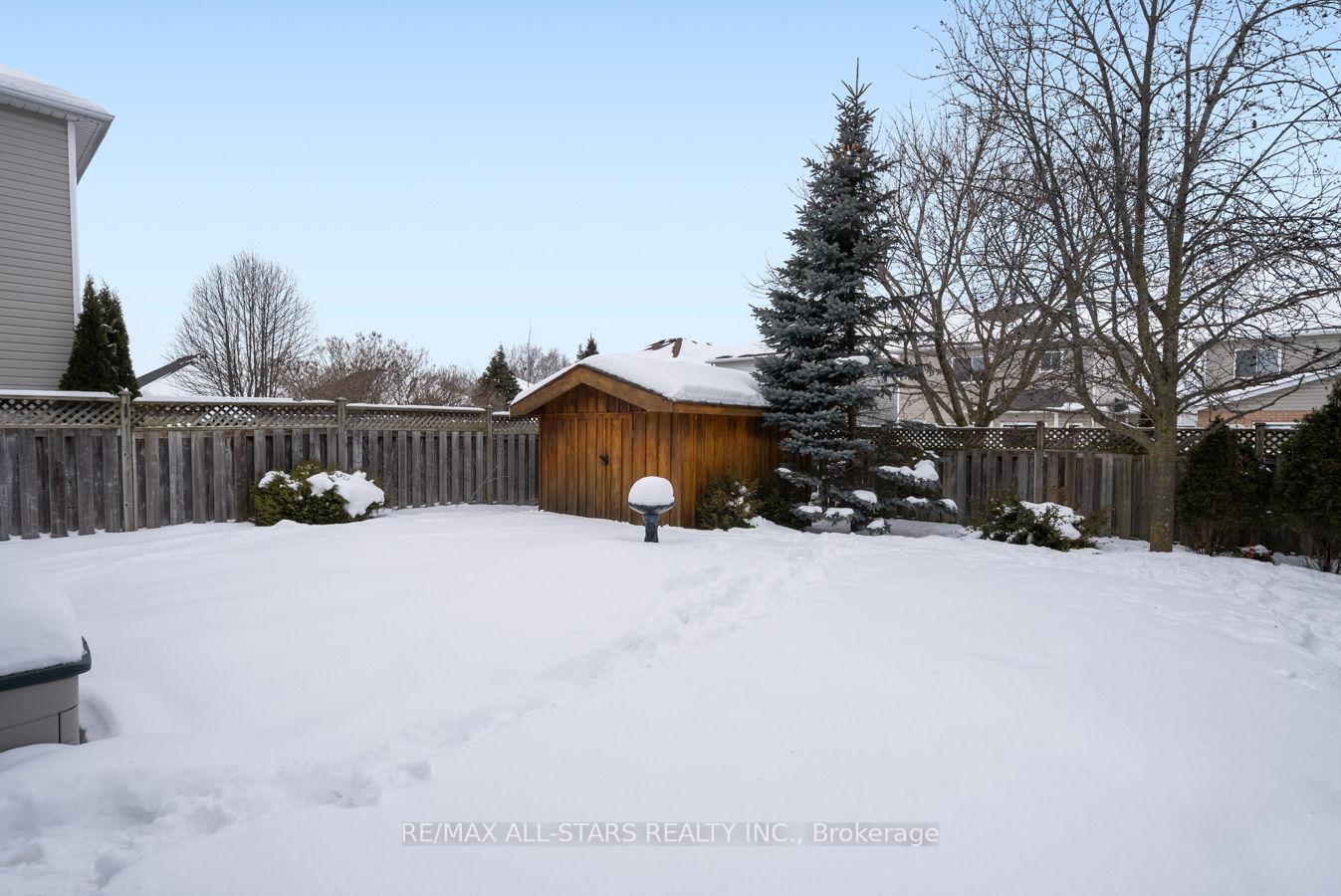 Photo 5 of 47 Louis Way, Scugog, Port Perry — HOMEH
