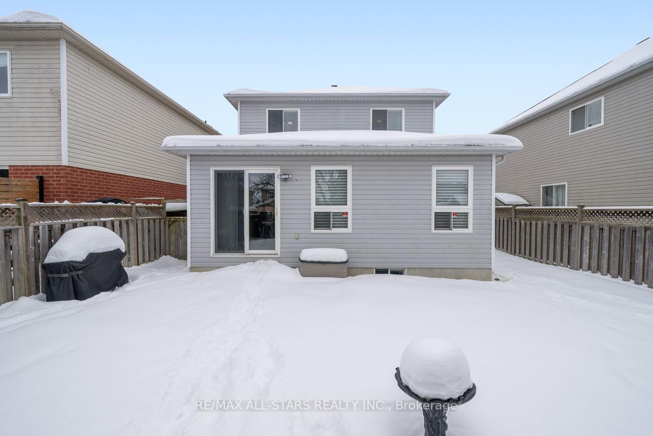 Photo 7 of 47 Louis Way, Scugog, Port Perry — HOMEH