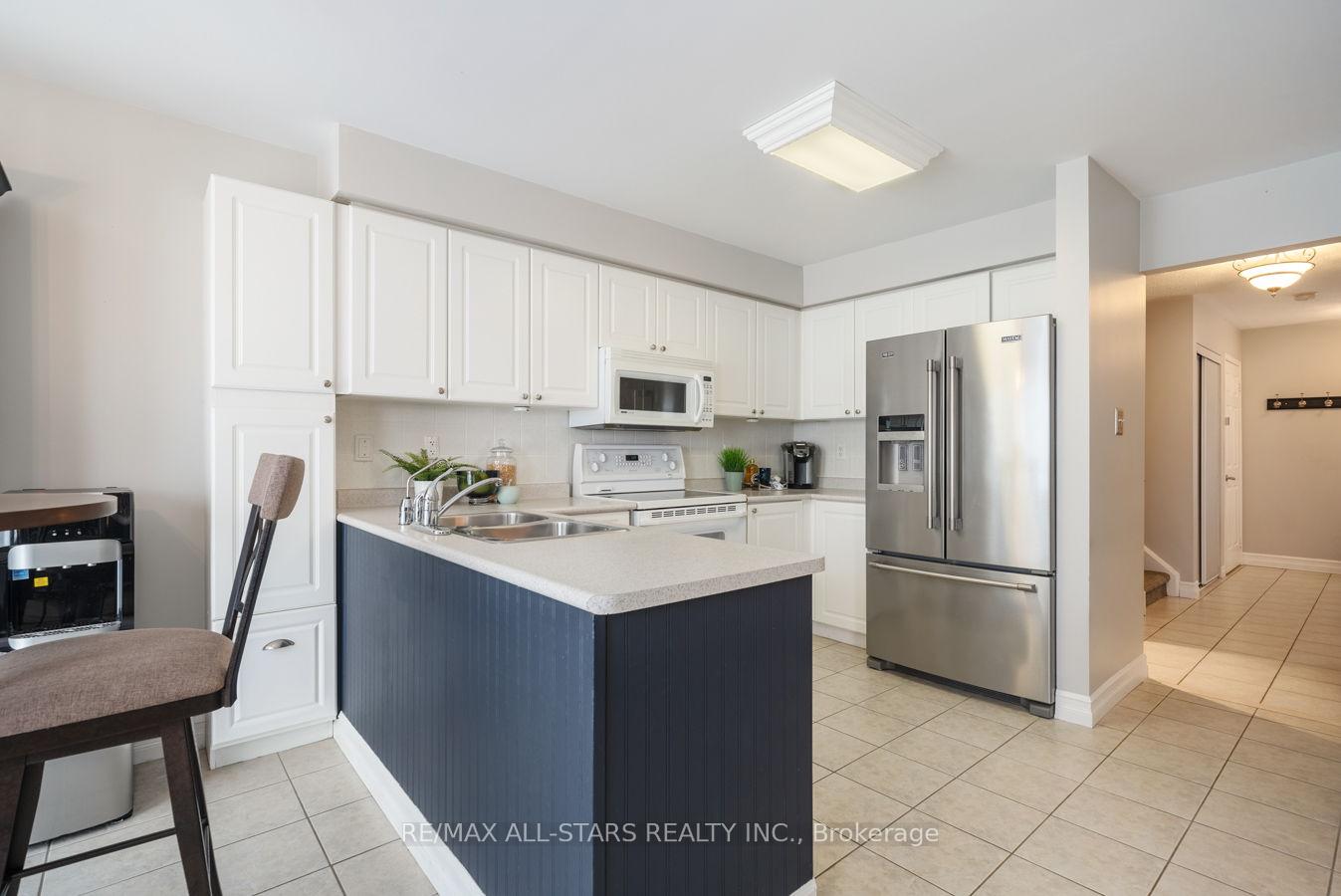 Photo 13 of 47 Louis Way, Scugog, Port Perry — HOMEH