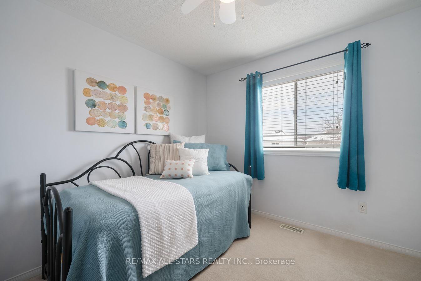 Photo 24 of 47 Louis Way, Scugog, Port Perry — HOMEH