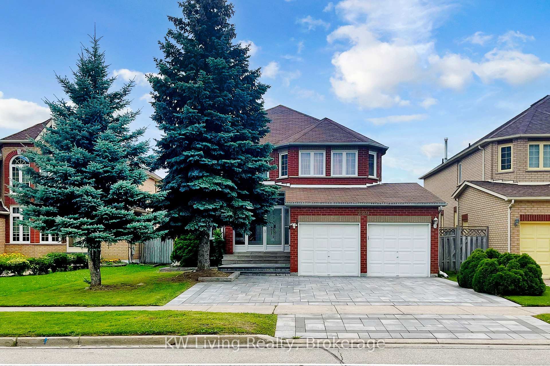Front of 299 Highglen Avenue S