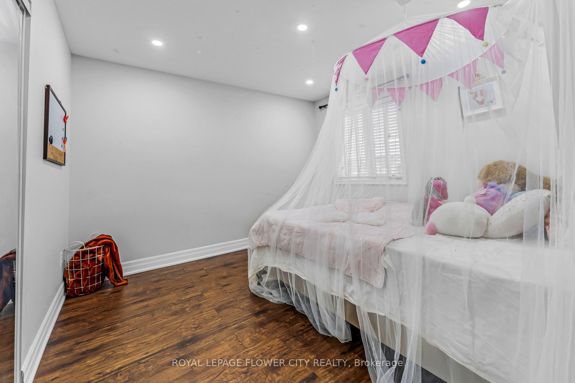 Photo 19 of 369 Thomas Slee Drive, Kitchener — HOMEH
