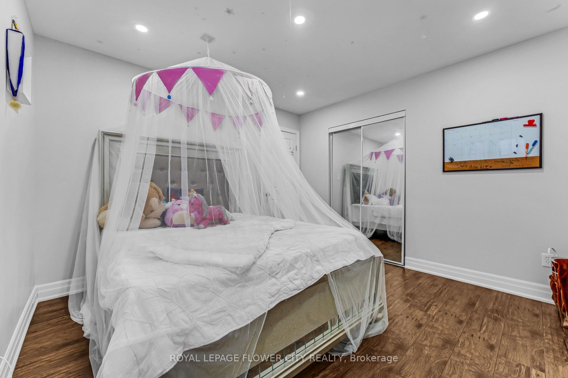 Photo 22 of 369 Thomas Slee Drive, Kitchener — HOMEH