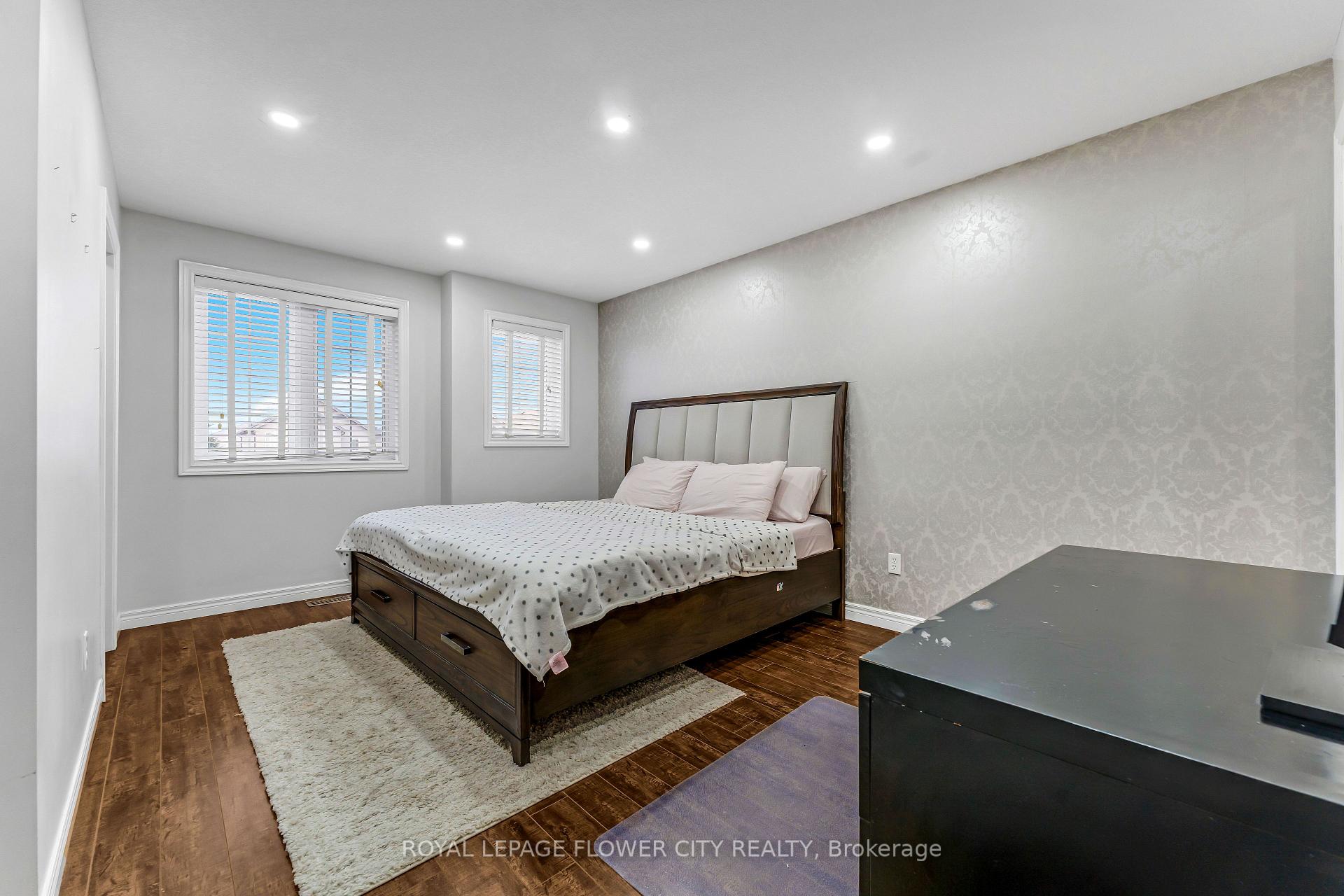 Photo 24 of 369 Thomas Slee Drive, Kitchener — HOMEH