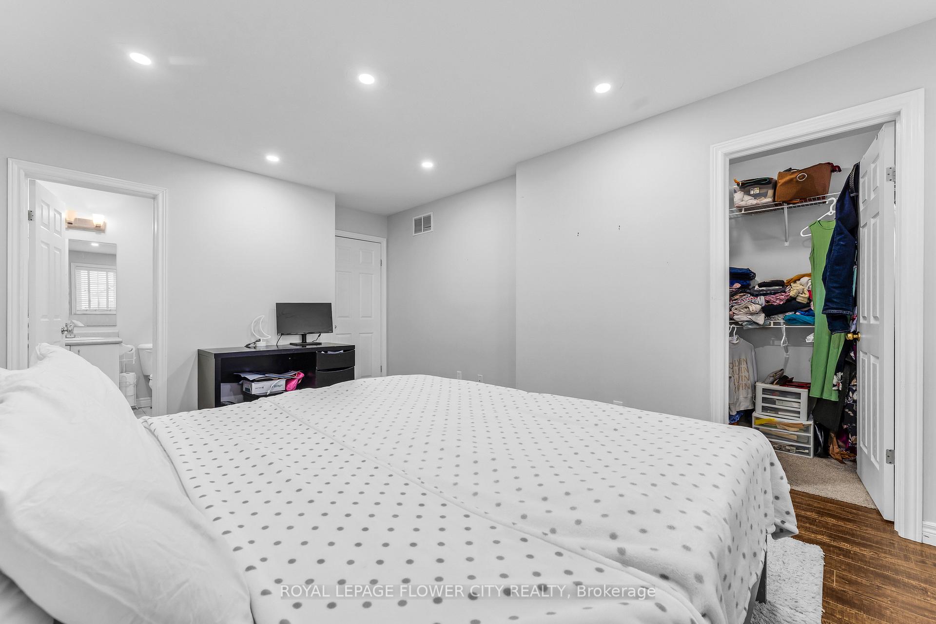 Photo 23 of 369 Thomas Slee Drive, Kitchener — HOMEH