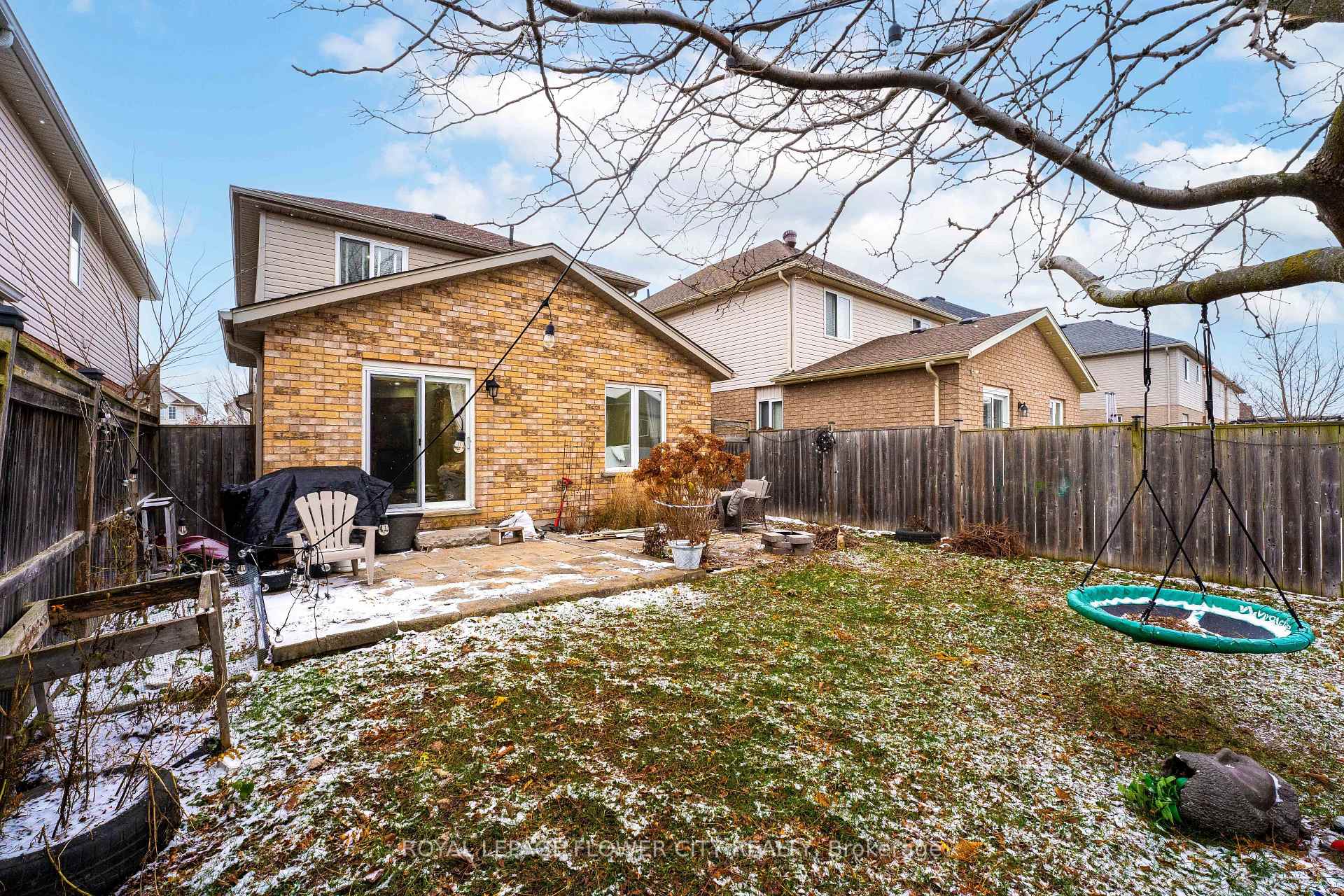 Photo 30 of 369 Thomas Slee Drive, Kitchener — HOMEH