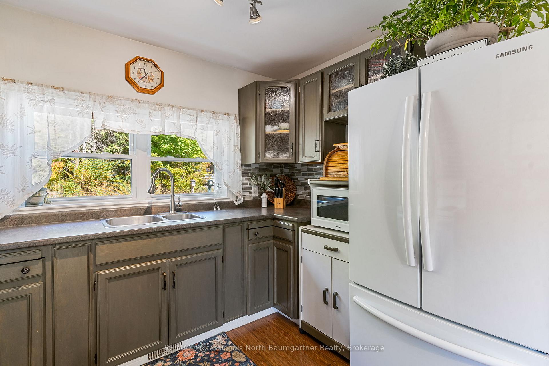 Photo 12 of 1834 Scotch Line Road W, Minden Hills, Minden — HOMEH