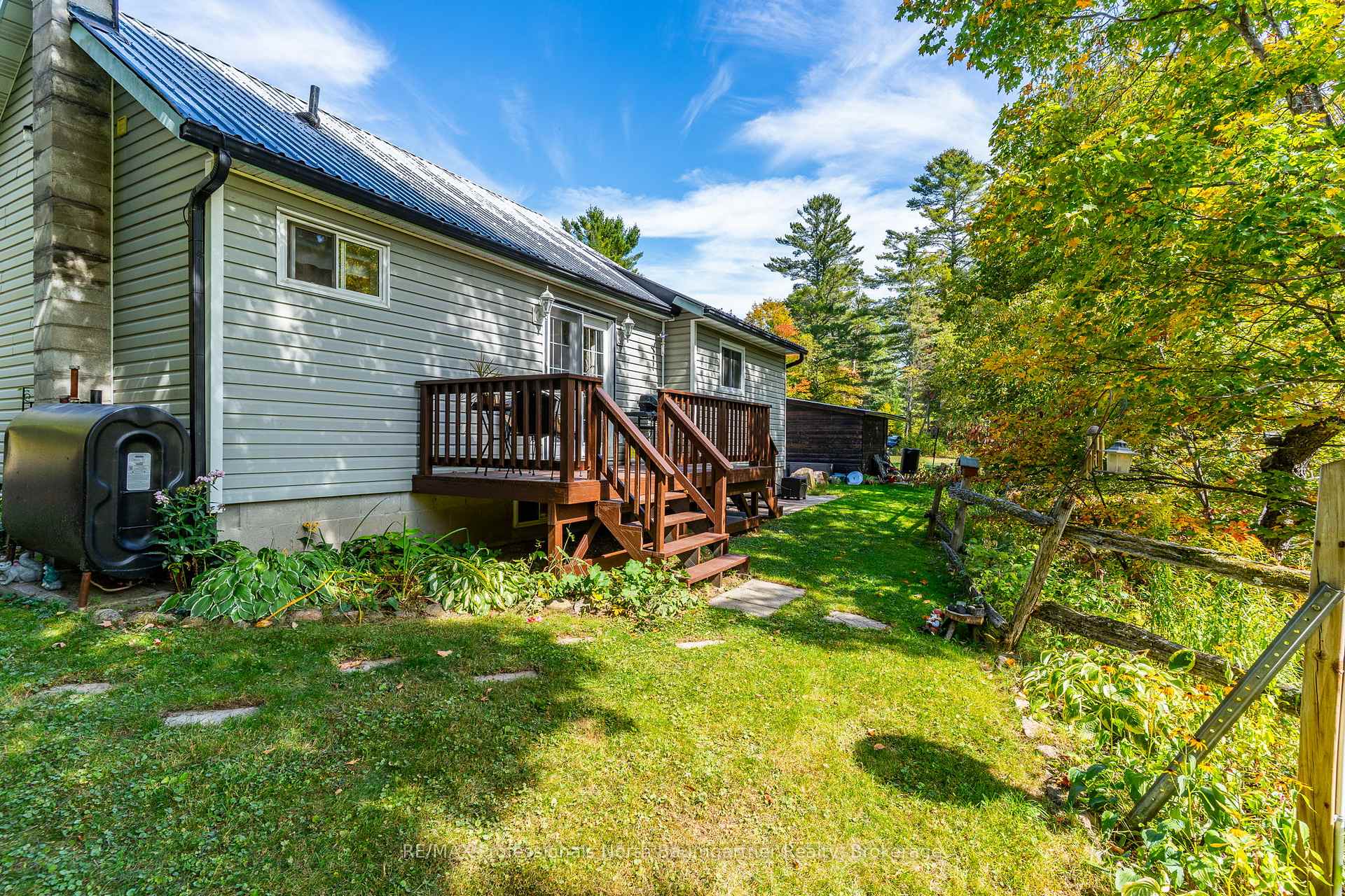 Photo 31 of 1834 Scotch Line Road W, Minden Hills, Minden — HOMEH