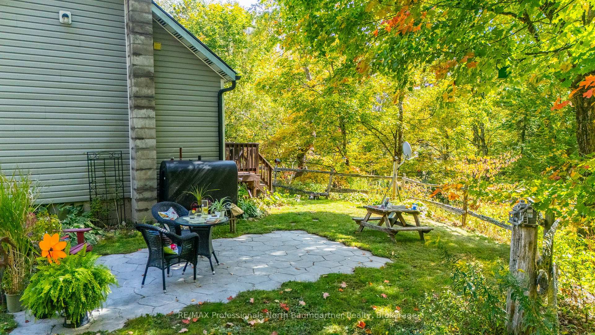 Photo 29 of 1834 Scotch Line Road W, Minden Hills, Minden — HOMEH