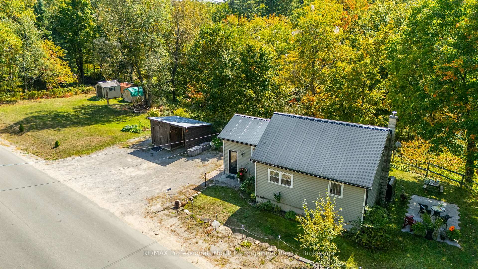 Photo 36 of 1834 Scotch Line Road W, Minden Hills, Minden — HOMEH