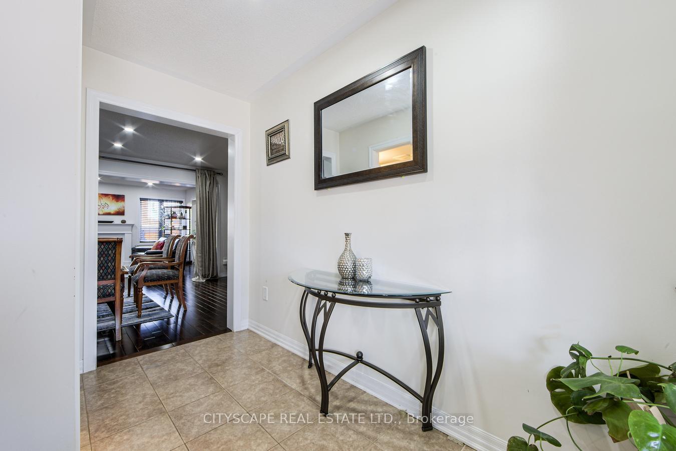 Photo 3 of 48 Agricola Road, Brampton, Northwest Brampton — HOMEH