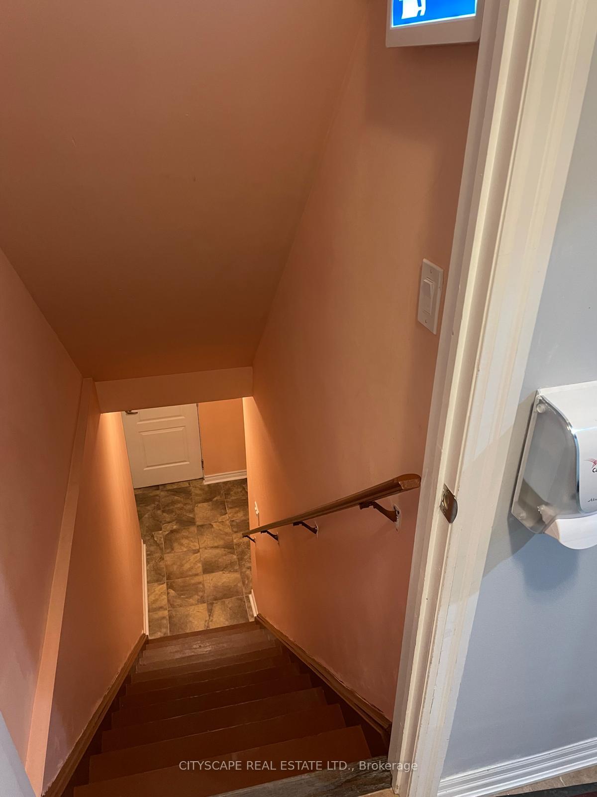 Photo 33 of 48 Agricola Road, Brampton, Northwest Brampton — HOMEH
