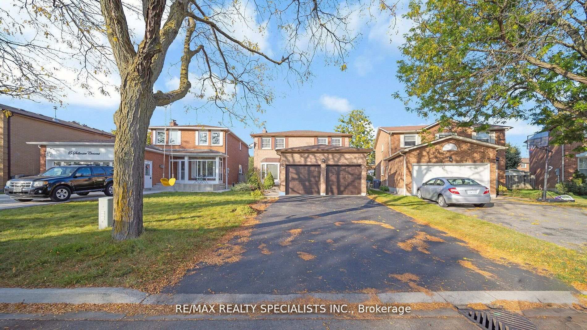 Front of 13 Stillwater Crescent