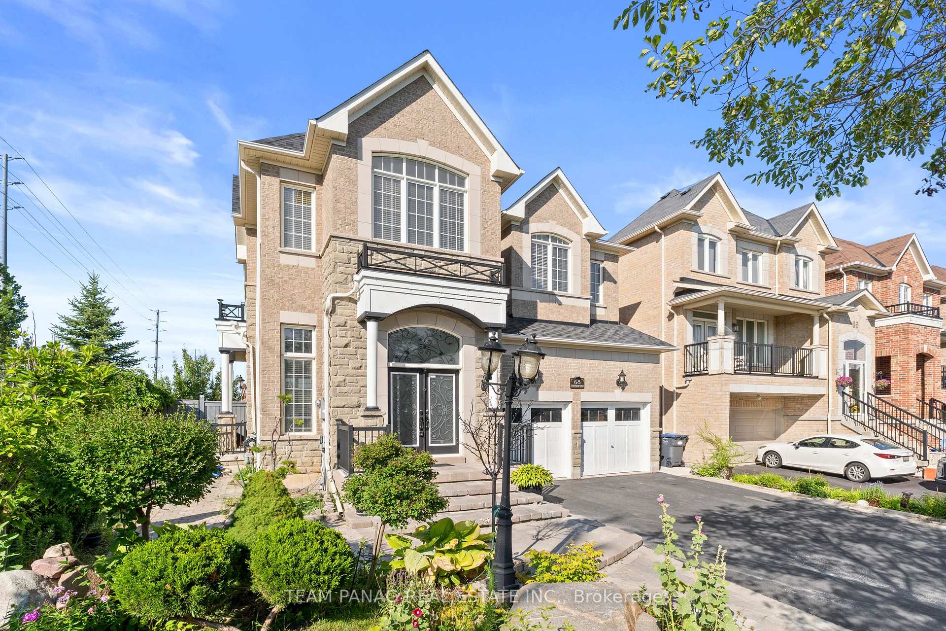 Photo 2 of 68 Everingham Circle, Brampton, Sandringham-Wellington — HOMEH
