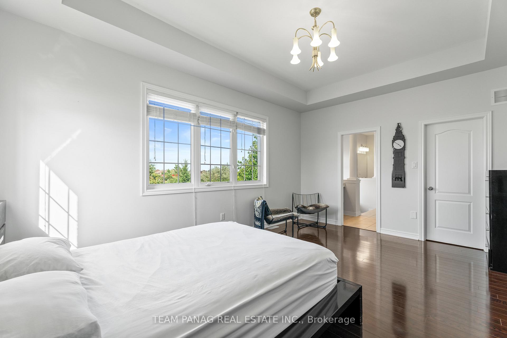 Photo 22 of 68 Everingham Circle, Brampton, Sandringham-Wellington — HOMEH