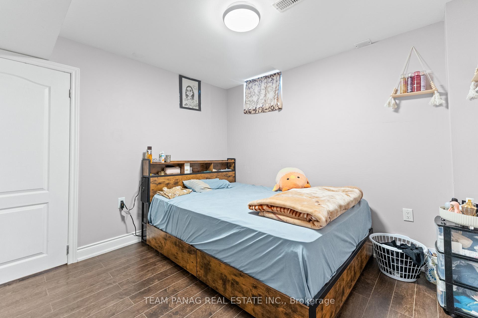 Photo 41 of 68 Everingham Circle, Brampton, Sandringham-Wellington — HOMEH