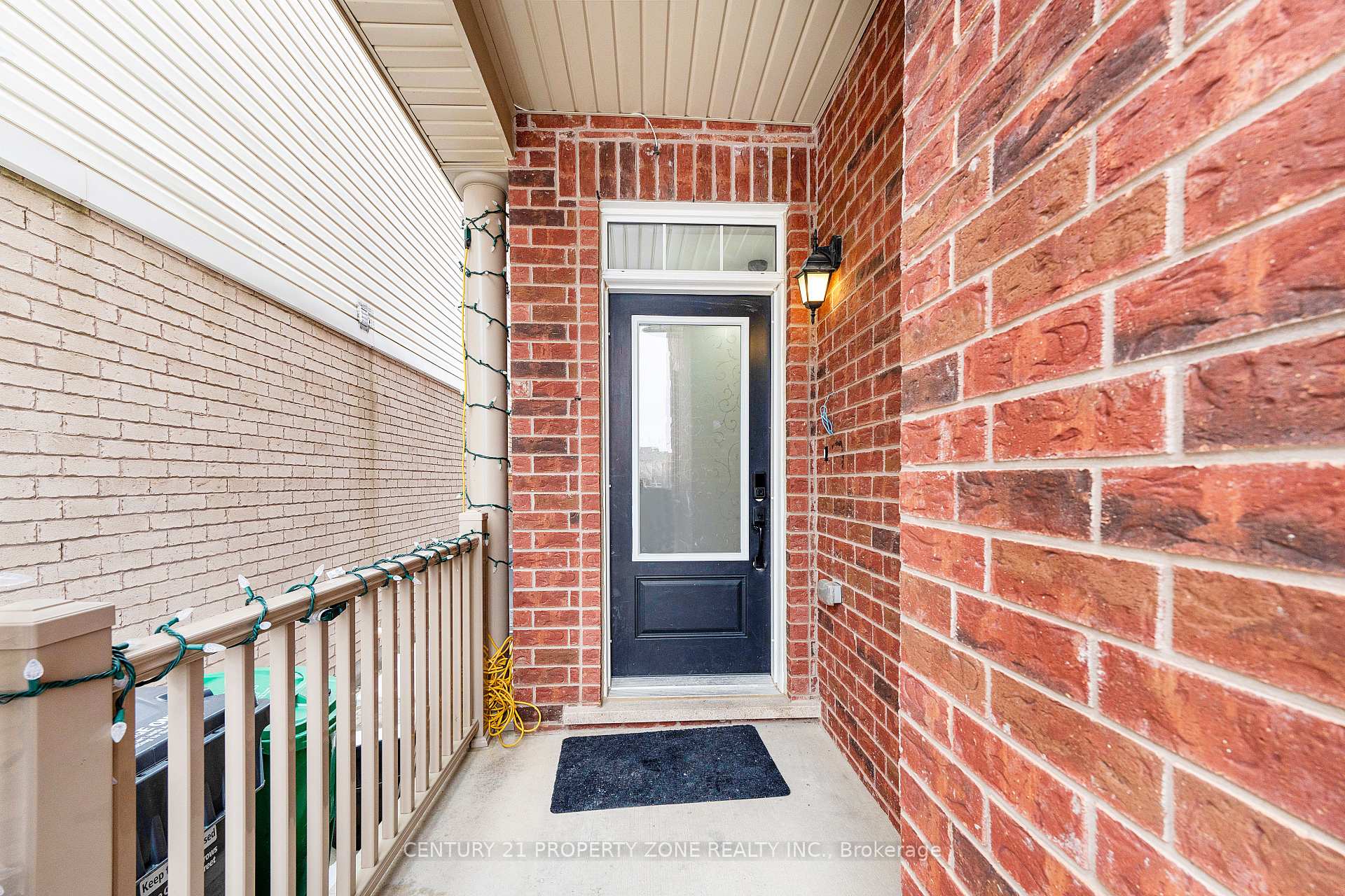 Photo 4 of 9 Giltspur Road, Brampton, Northwest Brampton — HOMEH