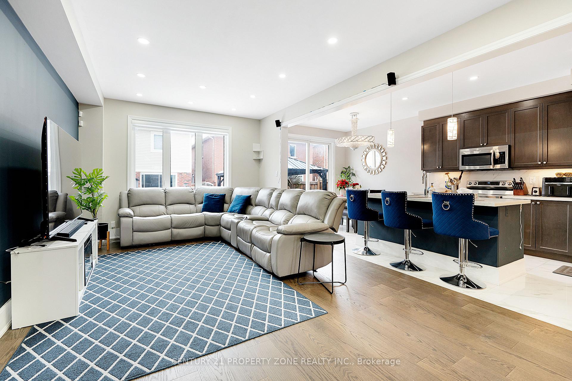 Photo 5 of 9 Giltspur Road, Brampton, Northwest Brampton — HOMEH