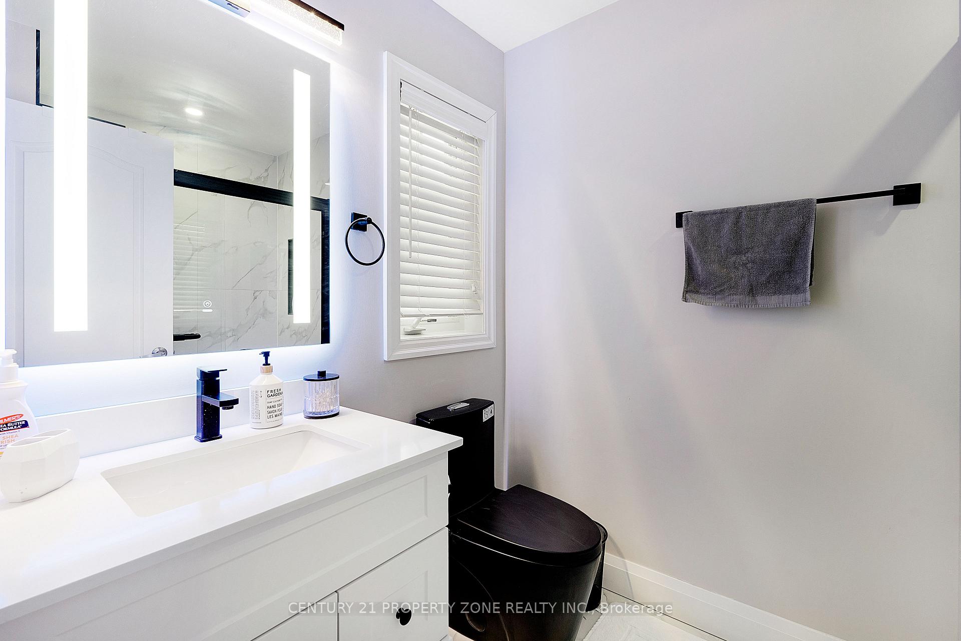 Photo 12 of 9 Giltspur Road, Brampton, Northwest Brampton — HOMEH