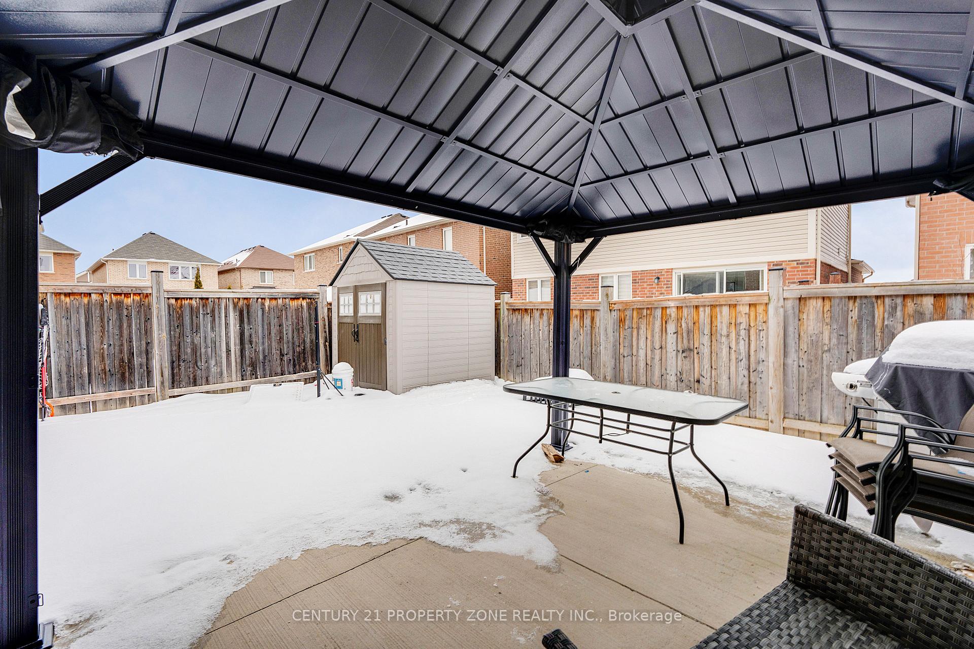 Photo 32 of 9 Giltspur Road, Brampton, Northwest Brampton — HOMEH