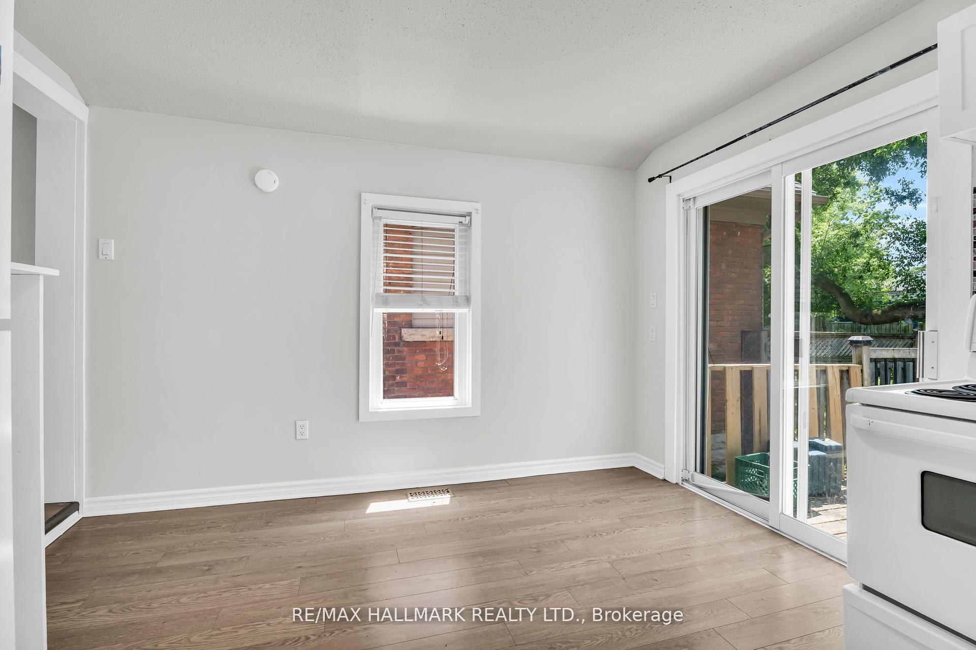 Photo 21 of 57 Henry Street, St. Catharines, Downtown — HOMEH