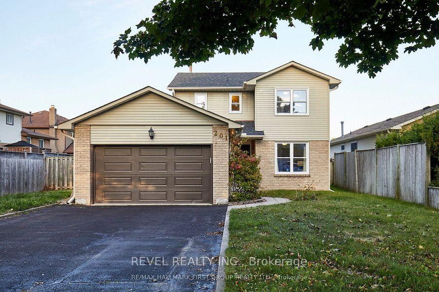 Photo 1 of 201 Eastlawn Street, Oshawa, Donevan — HOMEH