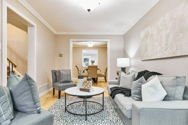 Photo 9 of 201 Eastlawn Street, Oshawa, Donevan — HOMEH