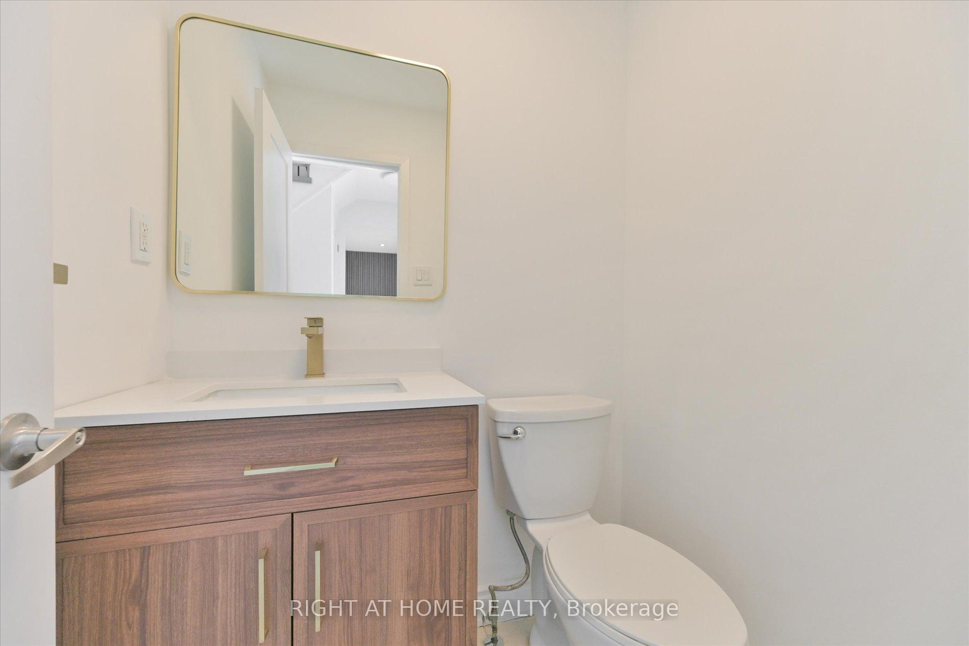 Photo 20 of 196 Romfield Circuit, Markham, Royal Orchard — HOMEH