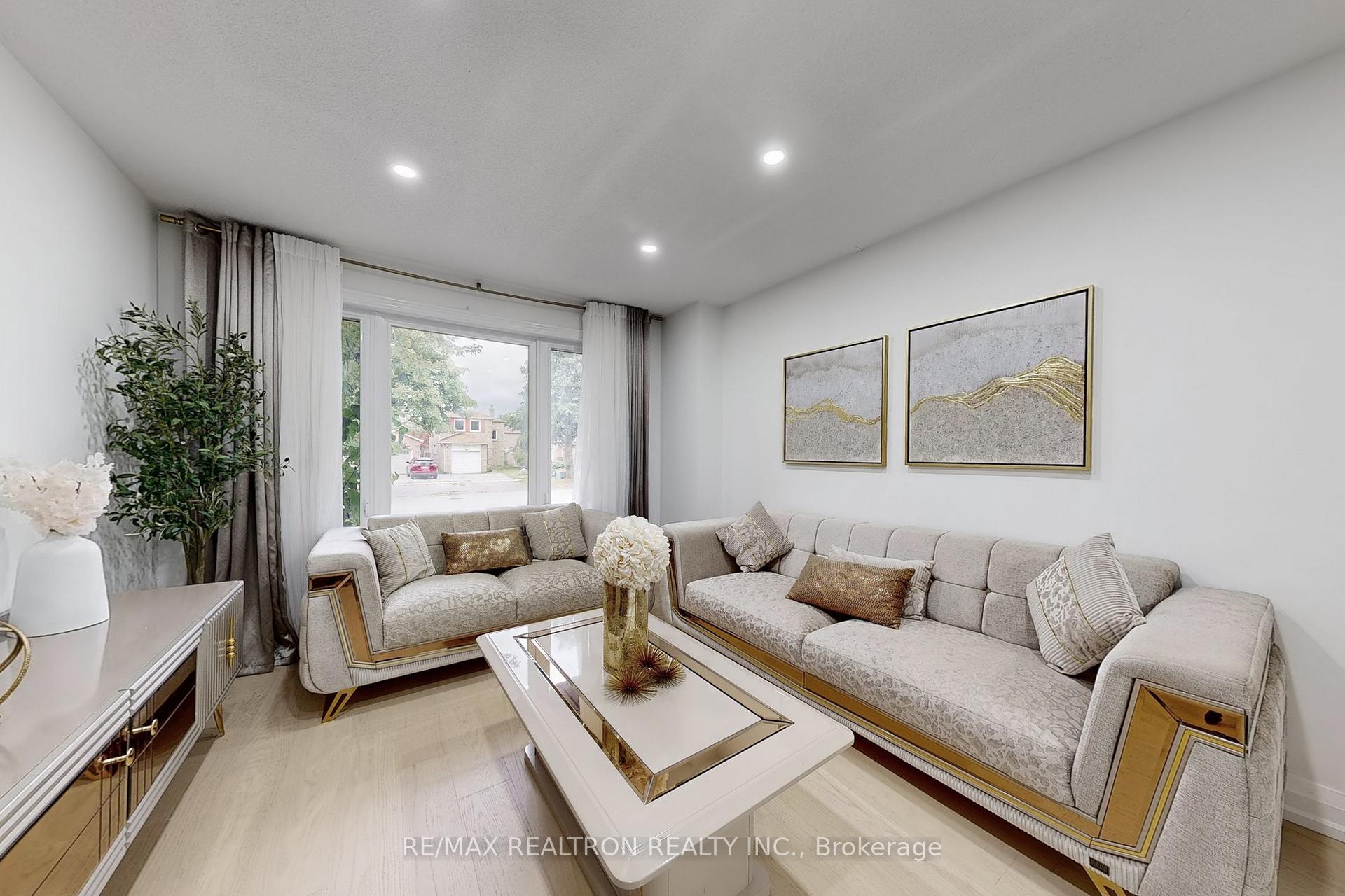 Photo 5 of 21 Delaney Drive, Ajax, Central West — HOMEH