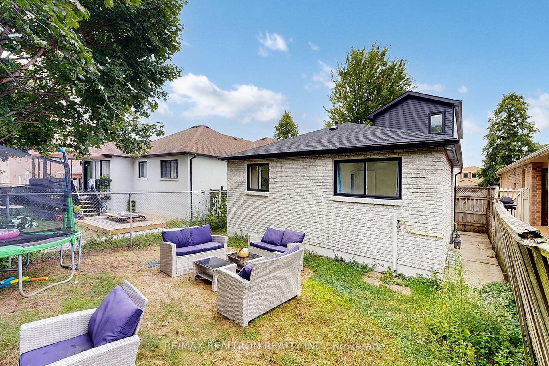 Photo 45 of 21 Delaney Drive, Ajax, Central West — HOMEH