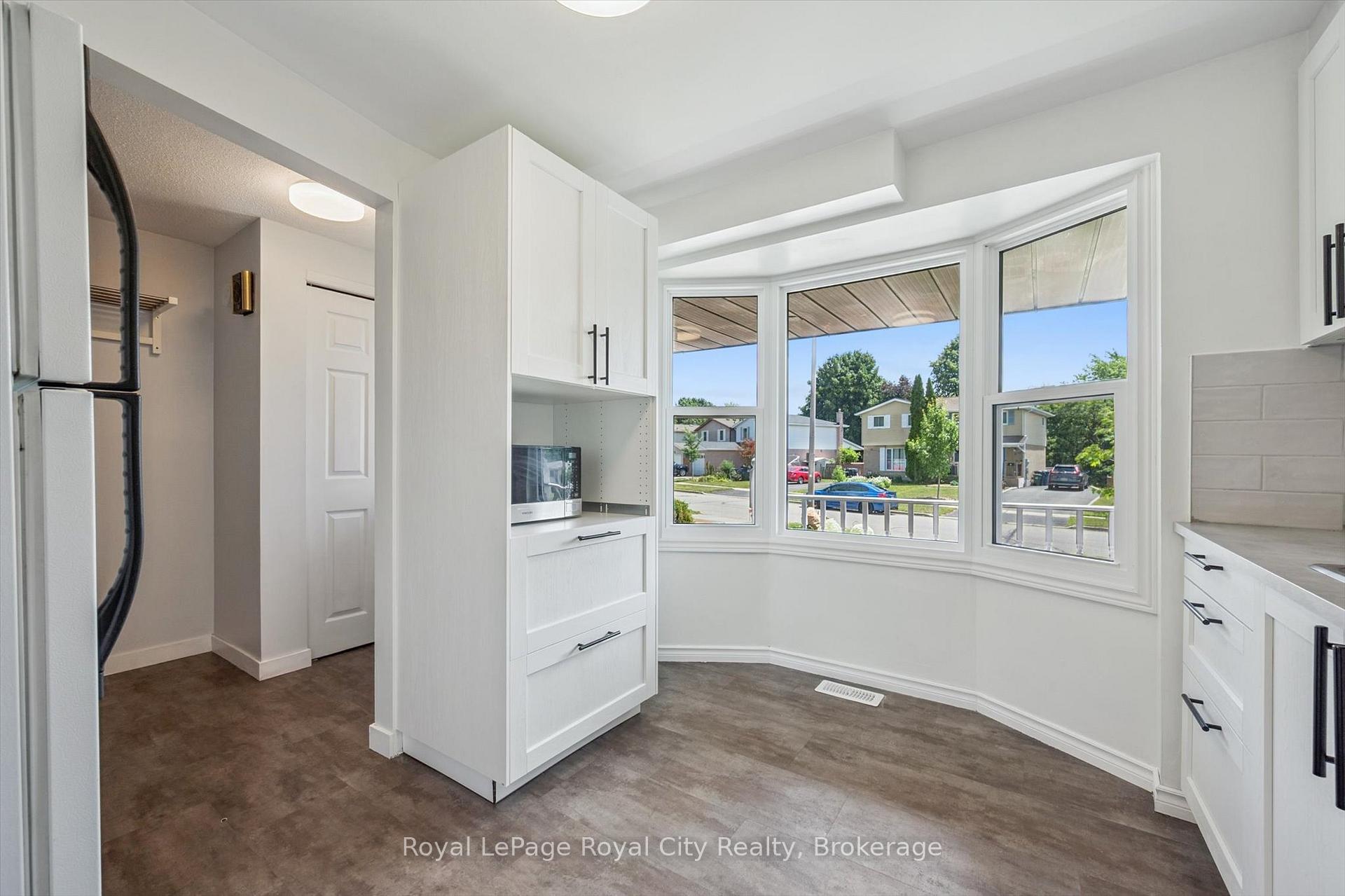 Photo 5 of 30 Leacock Avenue, Guelph, Grange Road — HOMEH