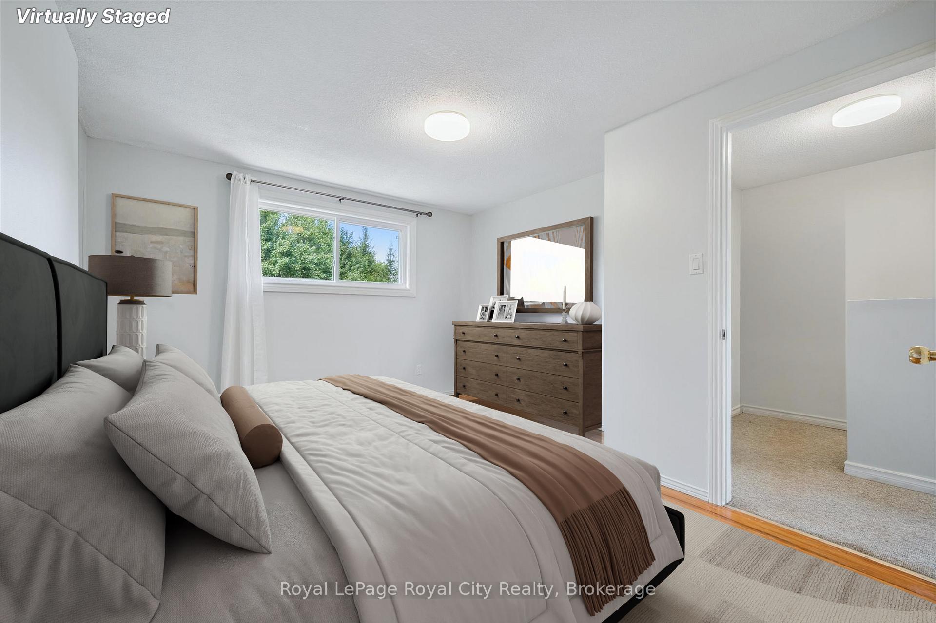 Photo 14 of 30 Leacock Avenue, Guelph, Grange Road — HOMEH