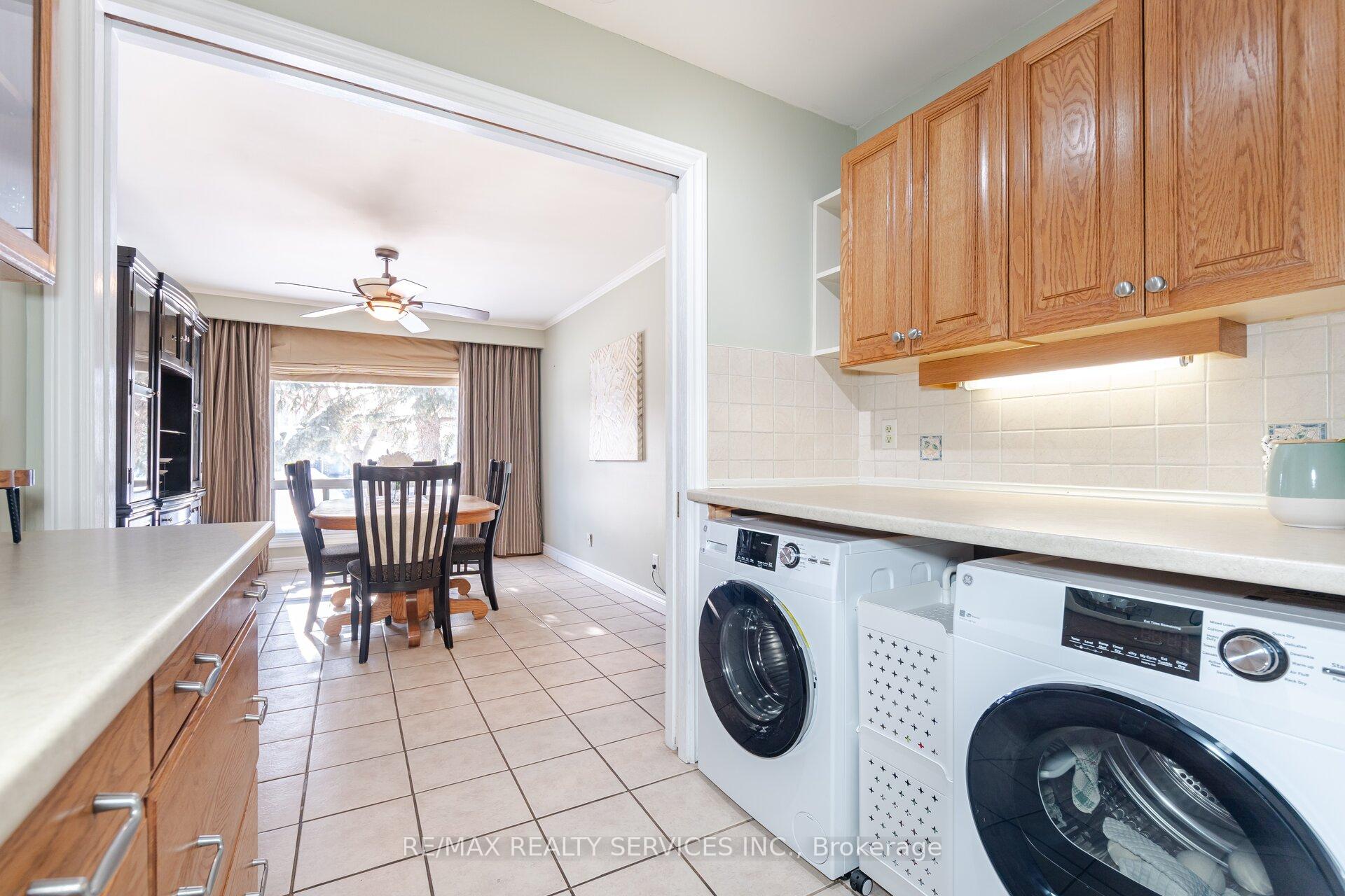 Photo 5 of 21 Camberley Crescent, Brampton, Brampton North — HOMEH