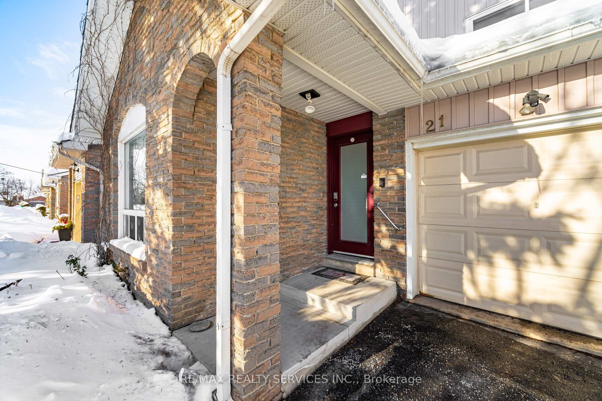 Photo 32 of 21 Camberley Crescent, Brampton, Brampton North — HOMEH