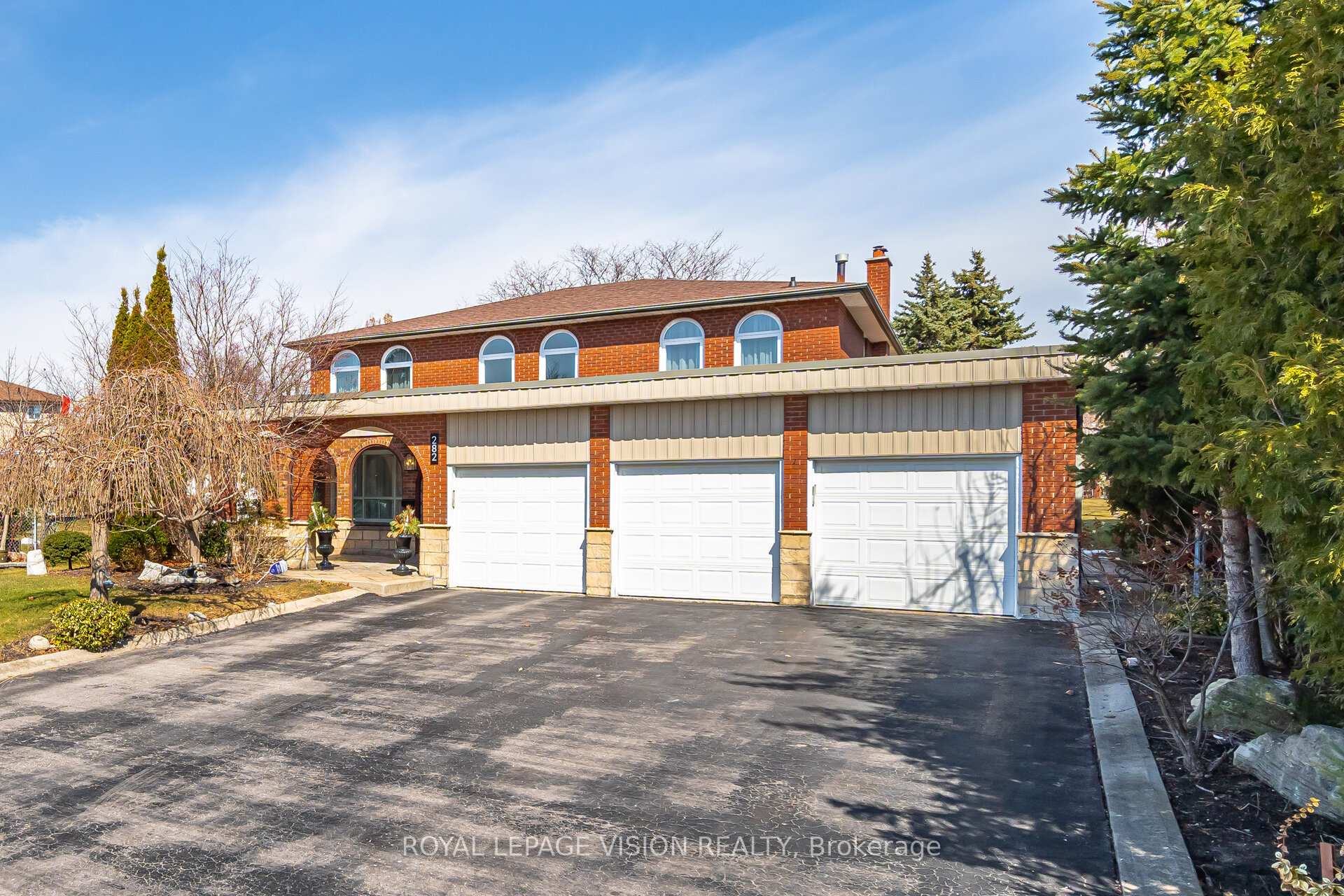 Photo 2 of 282 Firglen Ridge, Vaughan, Islington Woods — HOMEH