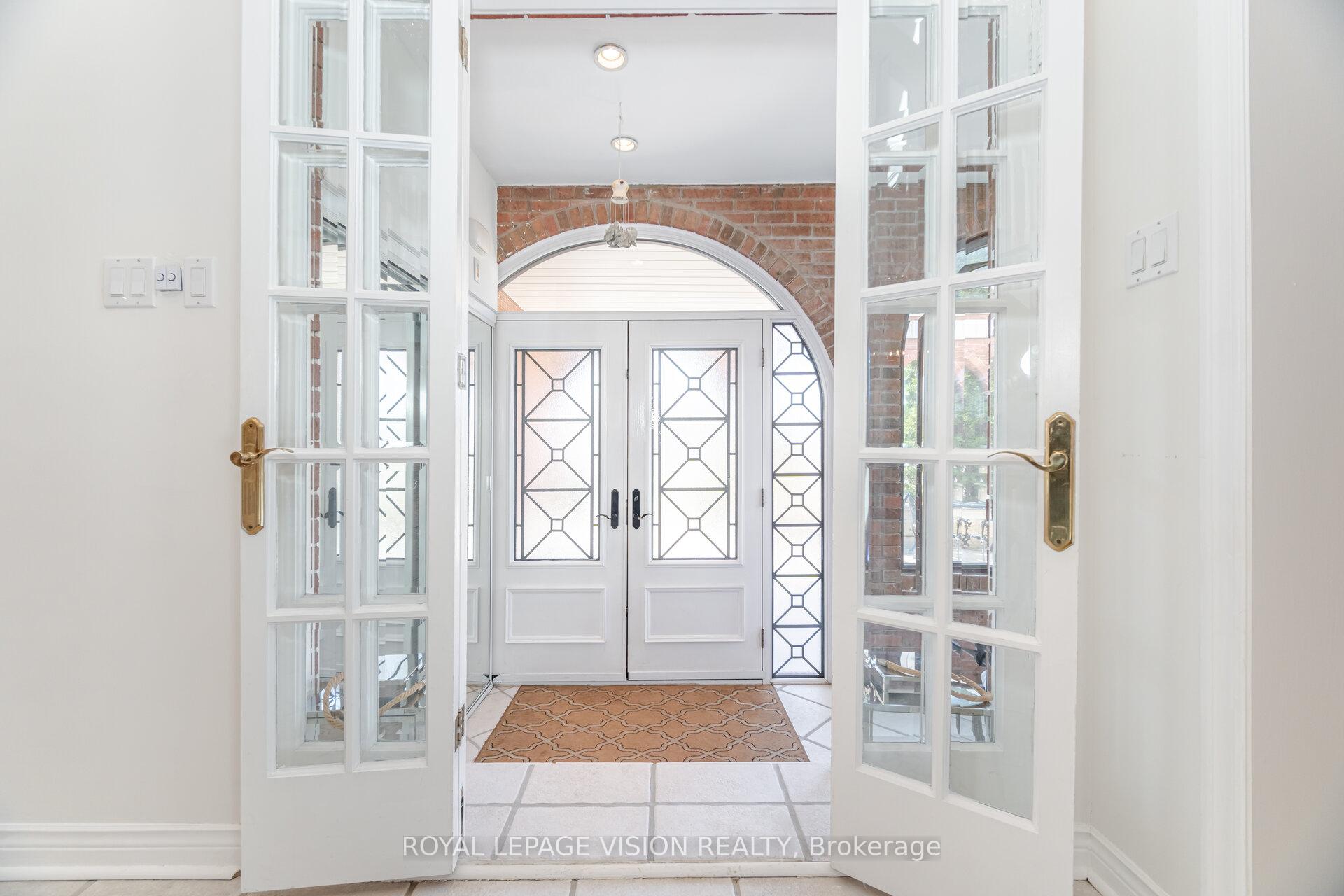 Photo 4 of 282 Firglen Ridge, Vaughan, Islington Woods — HOMEH