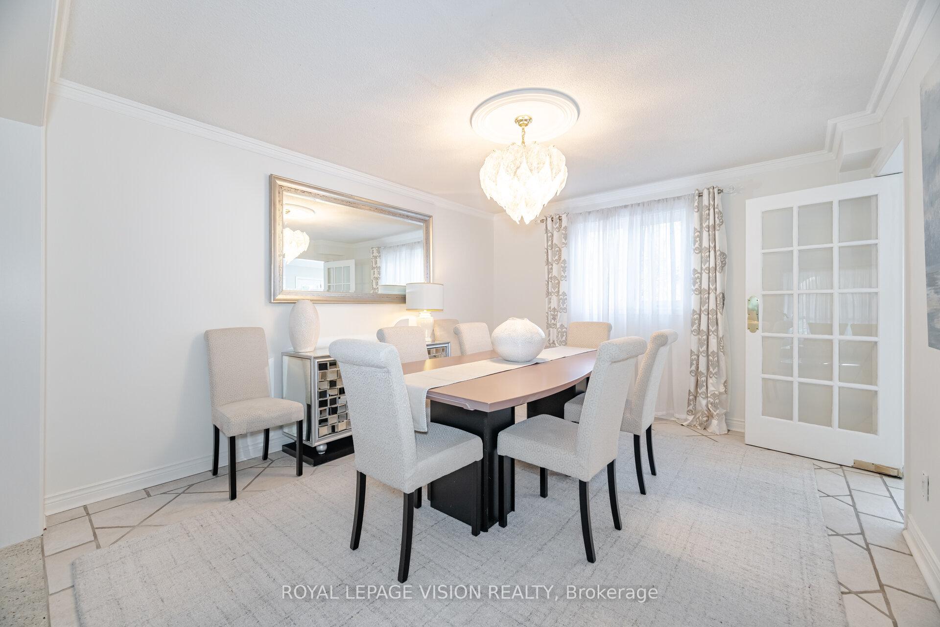 Photo 8 of 282 Firglen Ridge, Vaughan, Islington Woods — HOMEH