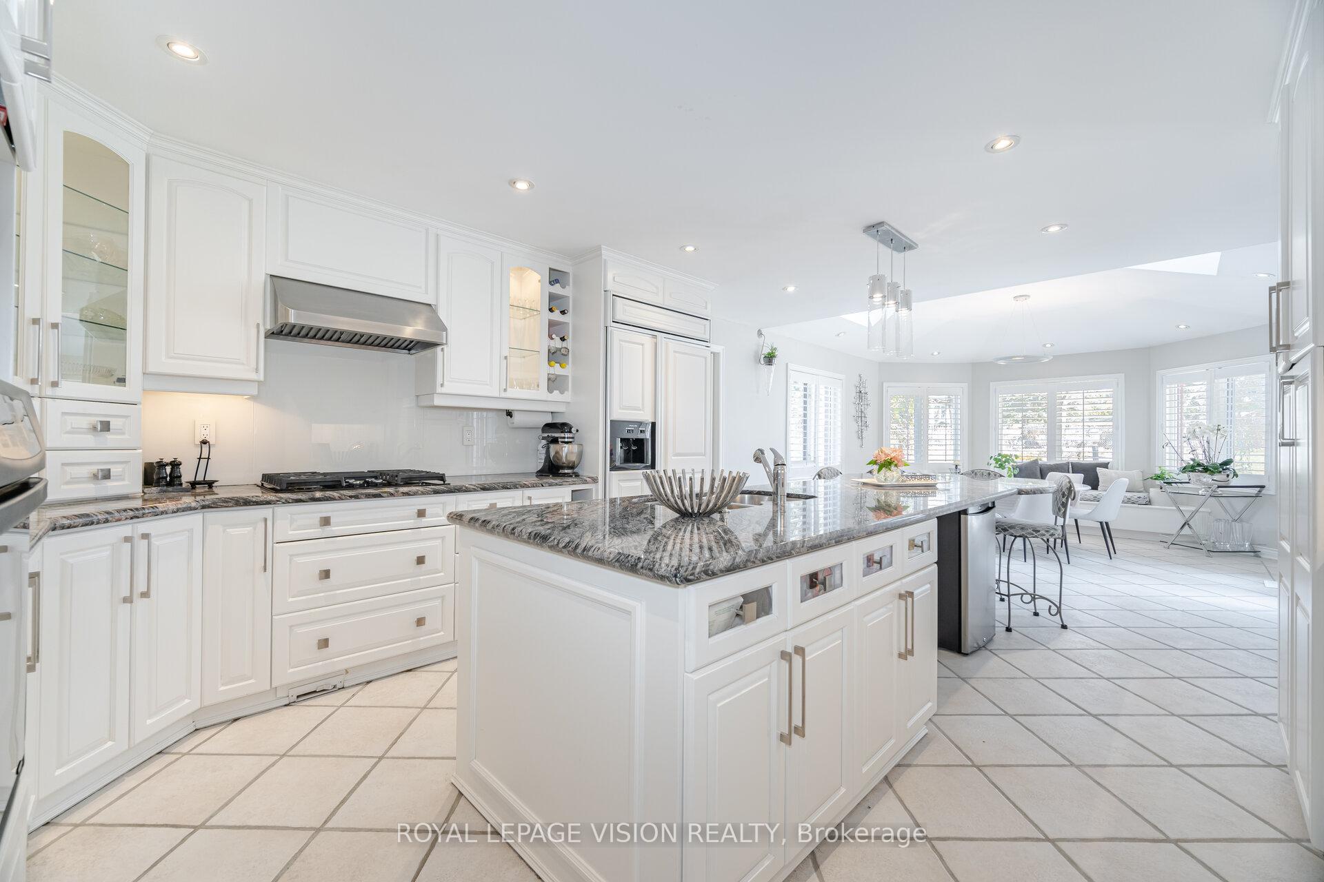 Photo 9 of 282 Firglen Ridge, Vaughan, Islington Woods — HOMEH