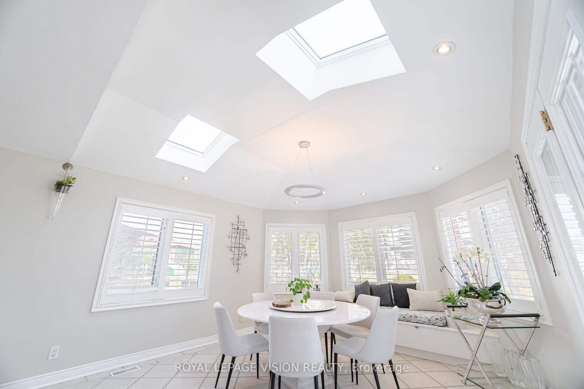 Photo 11 of 282 Firglen Ridge, Vaughan, Islington Woods — HOMEH