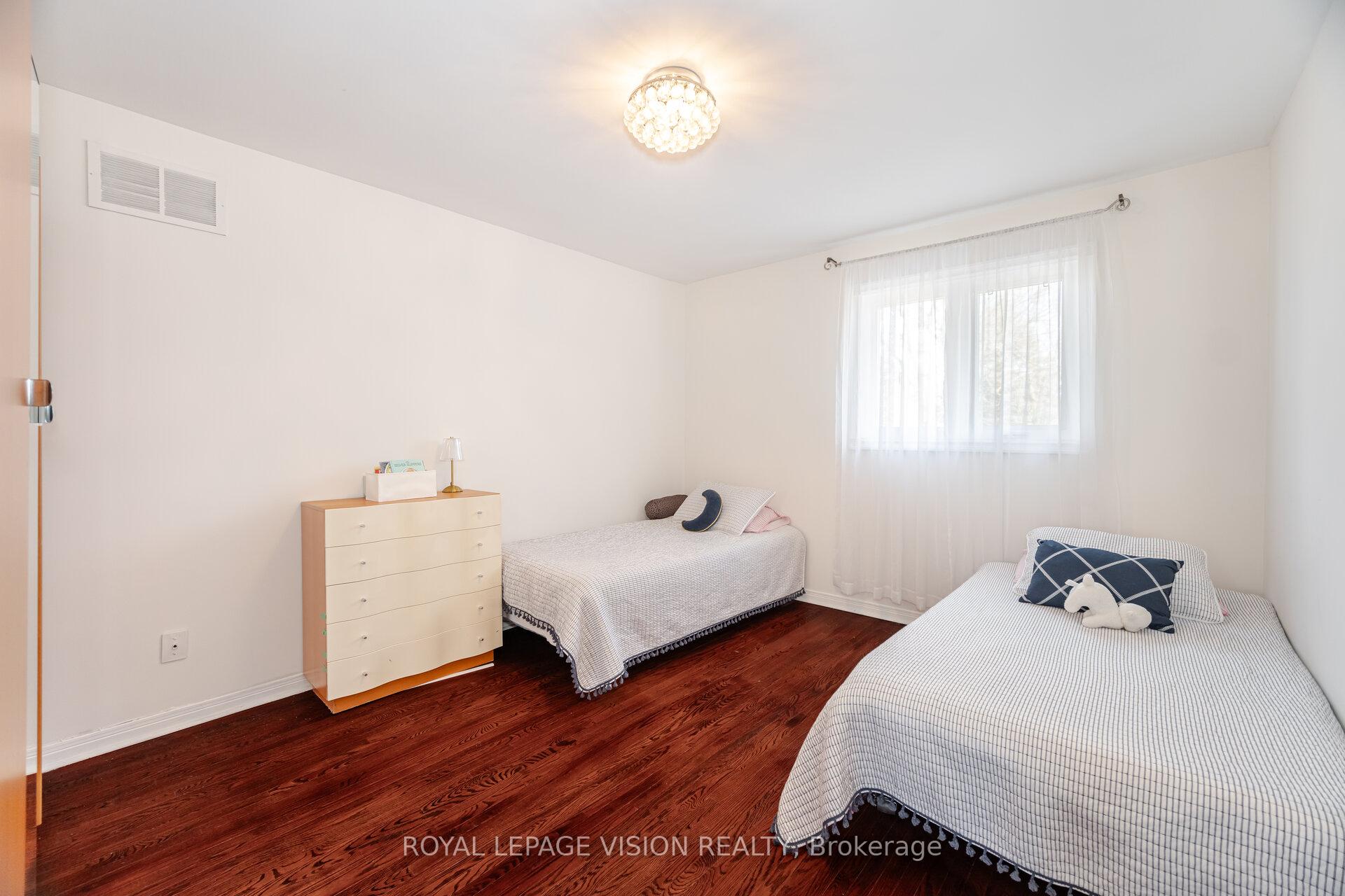 Photo 27 of 282 Firglen Ridge, Vaughan, Islington Woods — HOMEH