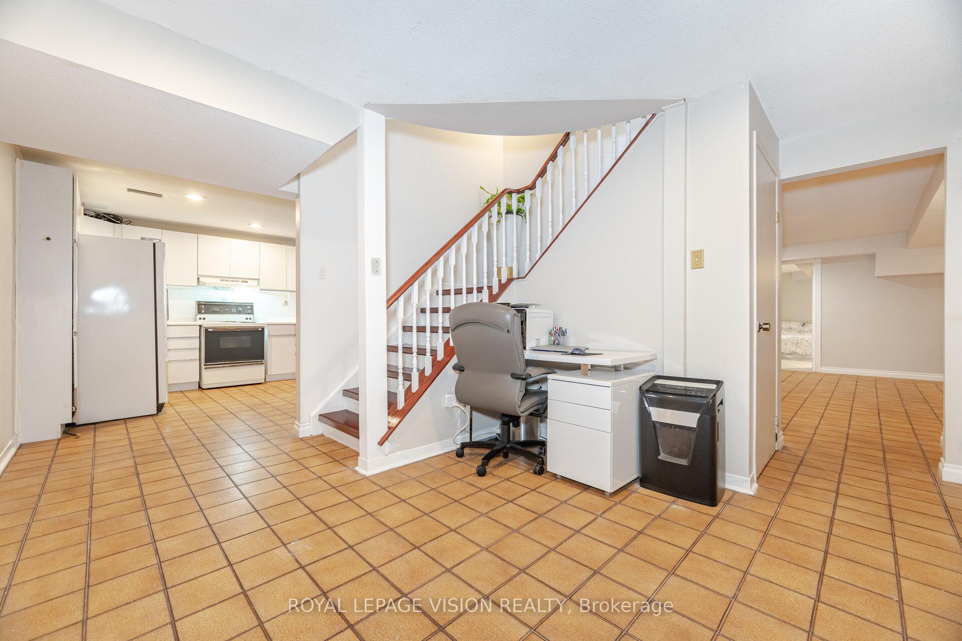 Photo 31 of 282 Firglen Ridge, Vaughan, Islington Woods — HOMEH